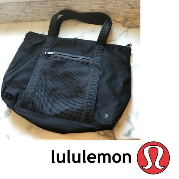 lululemon athletica Handbags - SALE: Lululemon Athletica Everywhere Tote Black